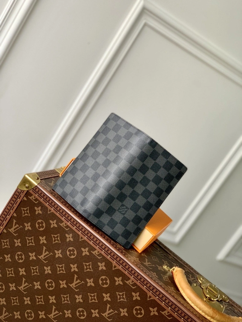 LV Wallets 4048I-0214