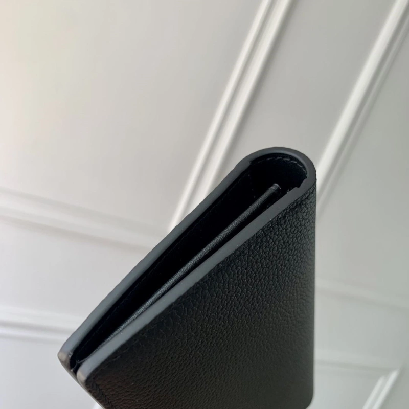 LV Wallets 4048I-0242