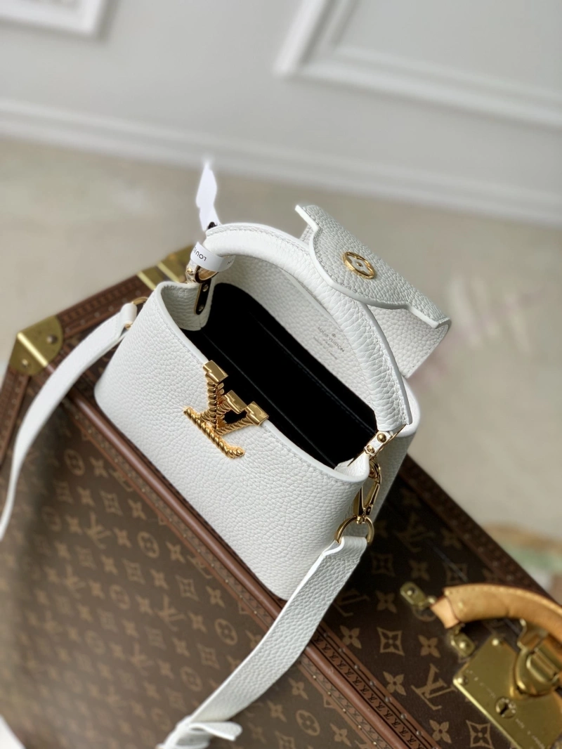 LV Capucines Bags 4048I-0261