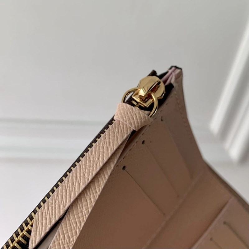 LV Wallets 4048I-0295