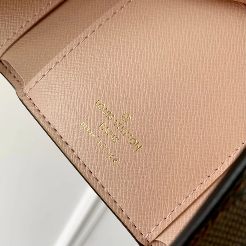 LV Wallets 4048I-0295