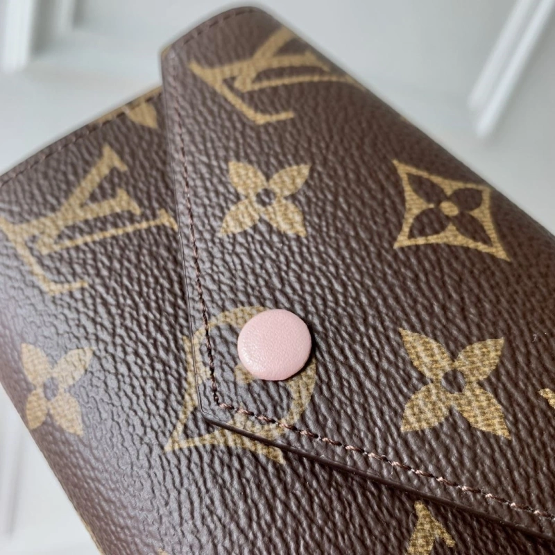 LV Wallets 4048I-0321