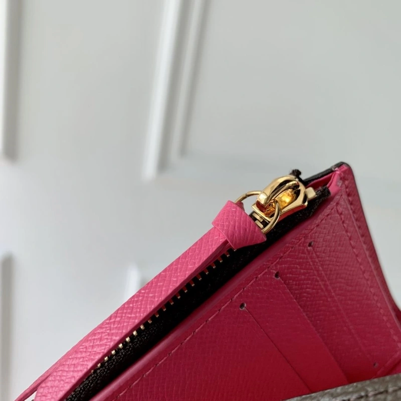 LV Wallets 4048I-0323