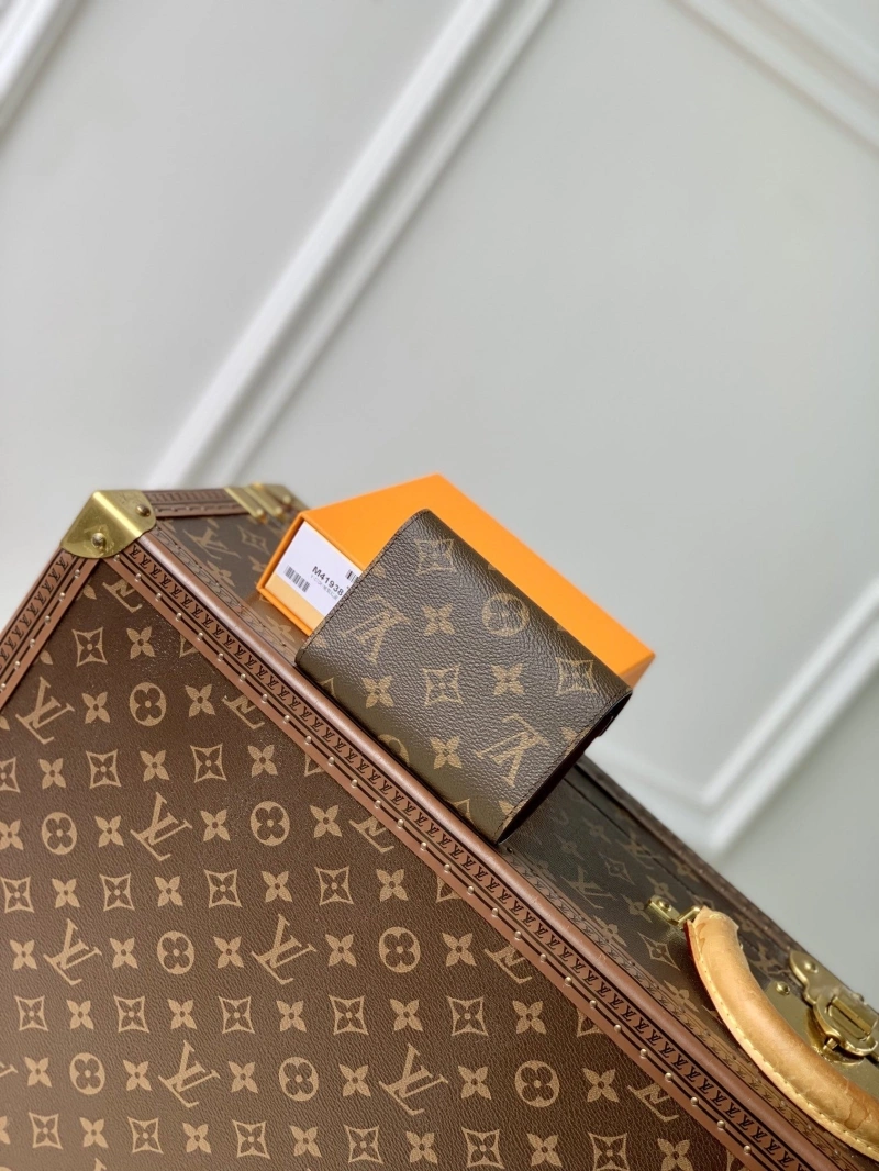 LV Wallets 4048I-0324