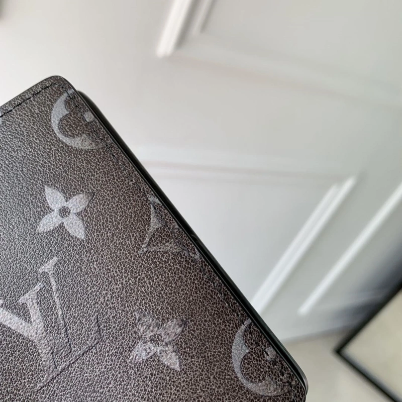 LV Wallets 4048I-0483