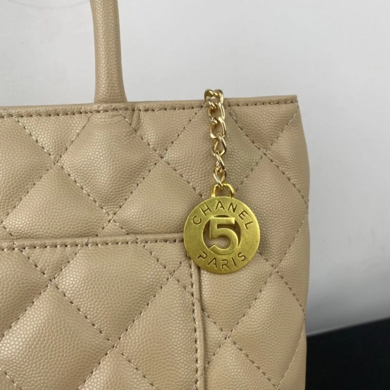 Ch**el shopping bags 4049b-0639