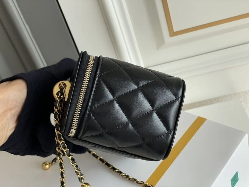 Ch**el cosmetic bags 4049c-0042