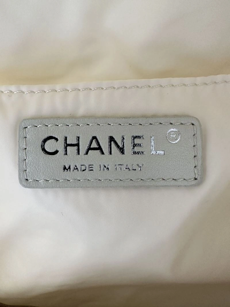 Ch**el backpacks 4049c-0221