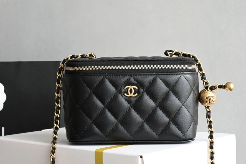 Ch**el cosmetic bags 4049h-0097