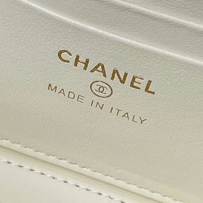 Ch**el cosmetic bags 4049h-0133
