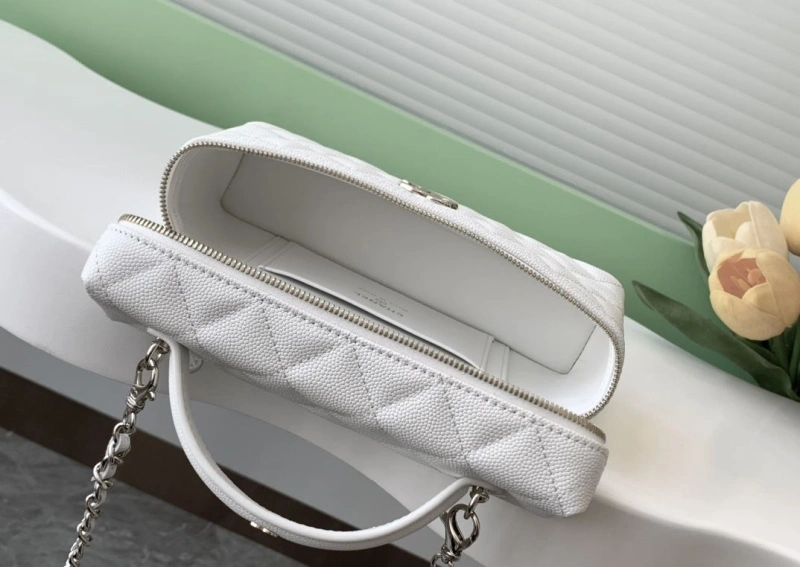 Ch**el cosmetic bags 4049h-0280