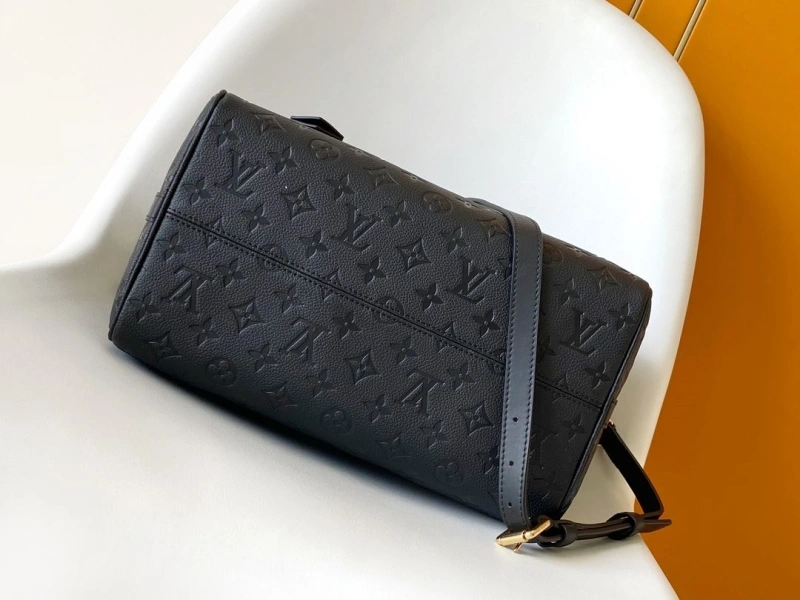 LV Travel Bags 4056A-0013