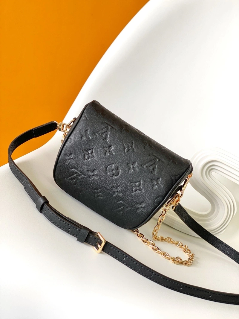 LV Cosmetic Bags 4056A-0026