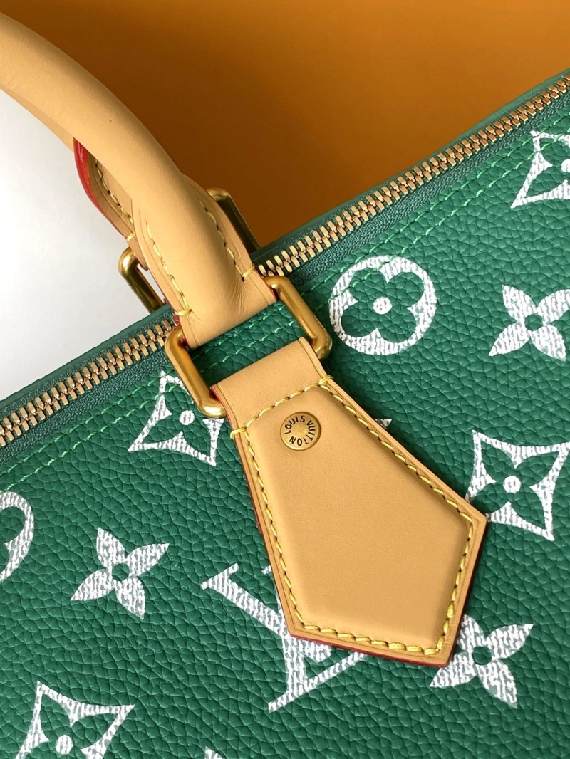 LV Travel Bags 4056A-0032