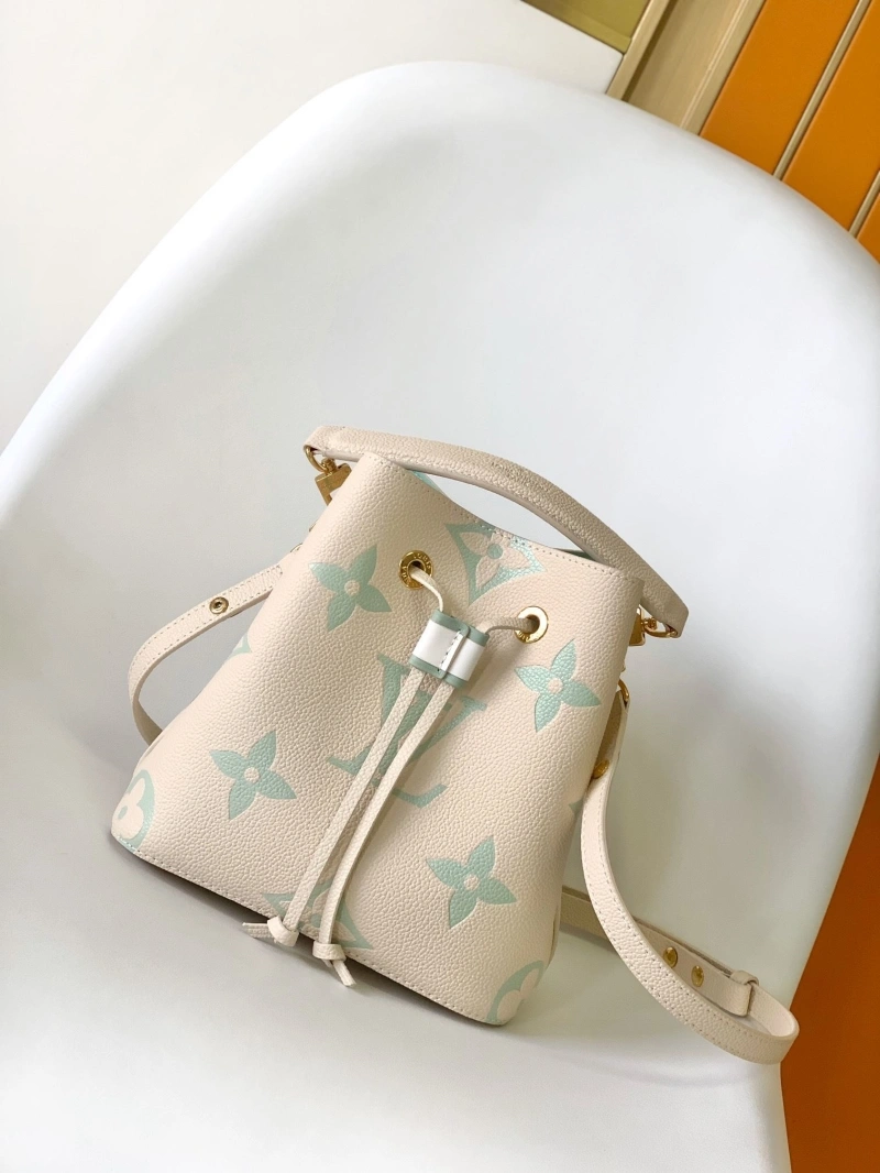 LV Bucket Bags 4056C-0013