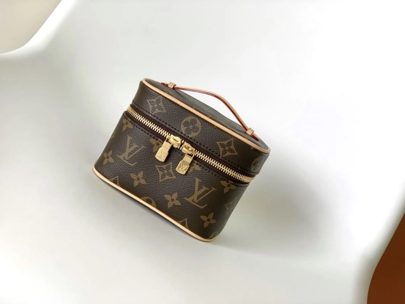 LV Cosmetic Bags 4056C-0065