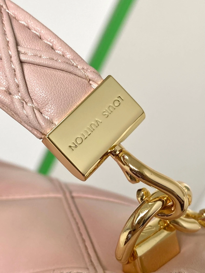 lv twist De*1m bags 4056d-0052