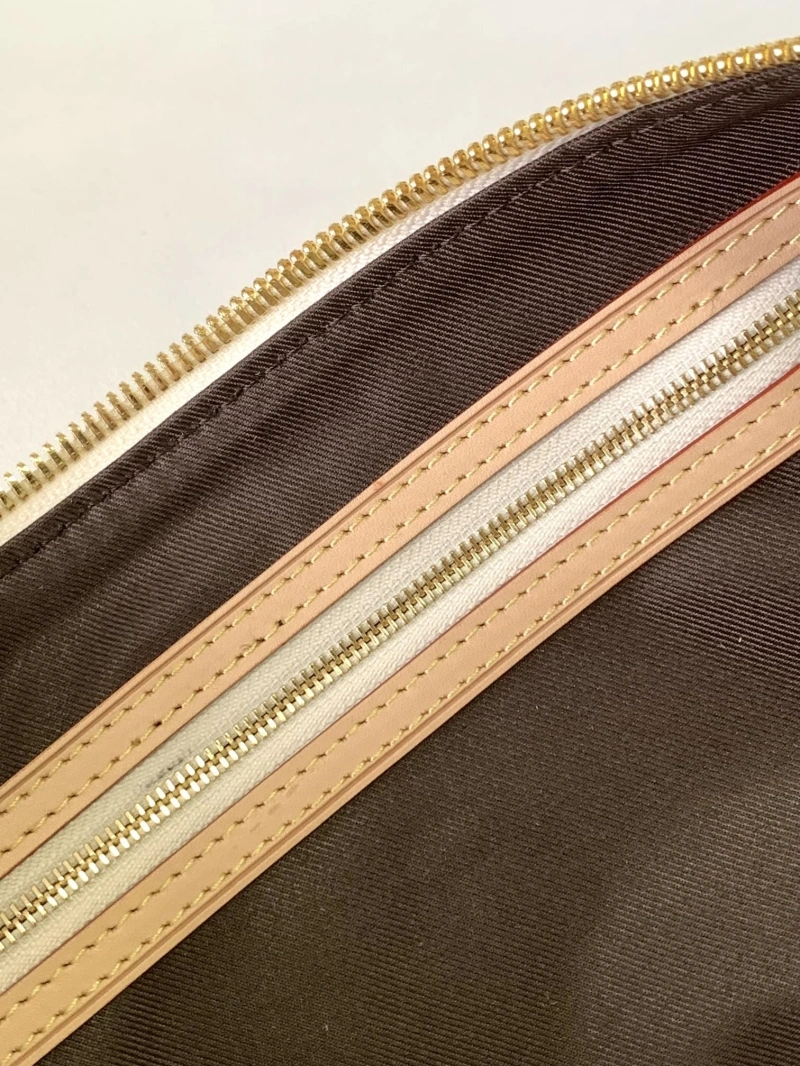 LV Travel Bags 4056D-0087