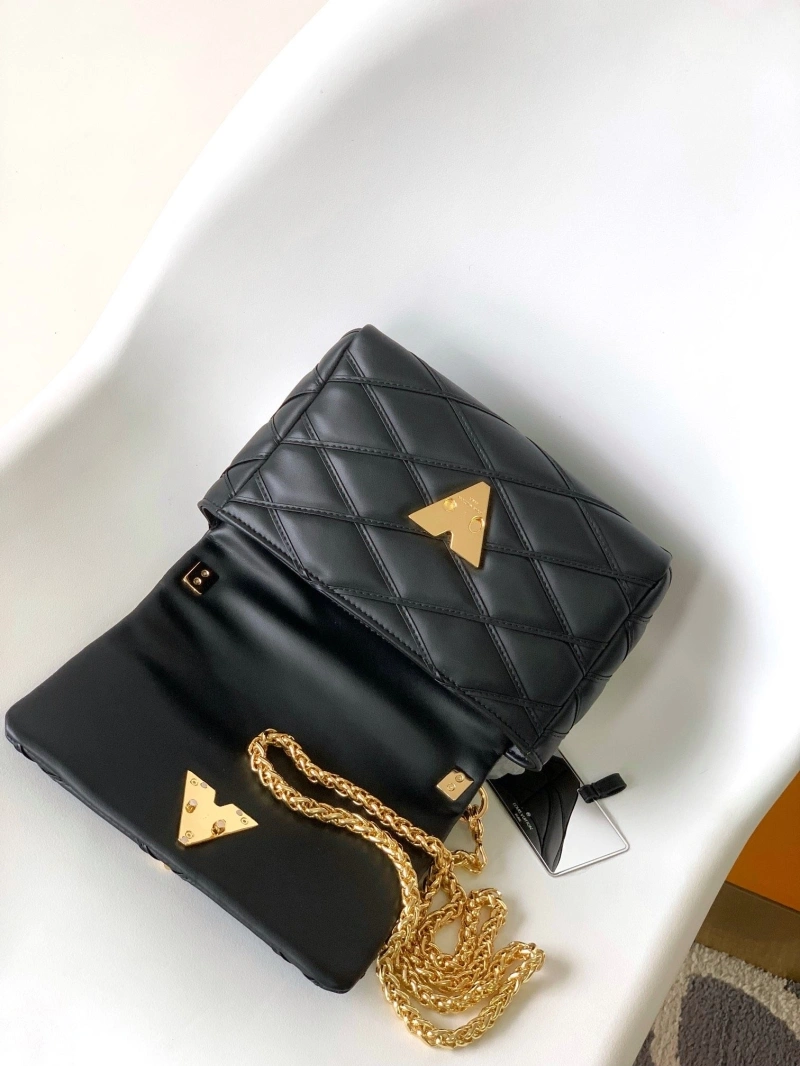 lv twist De*1m bags 4056d-0394