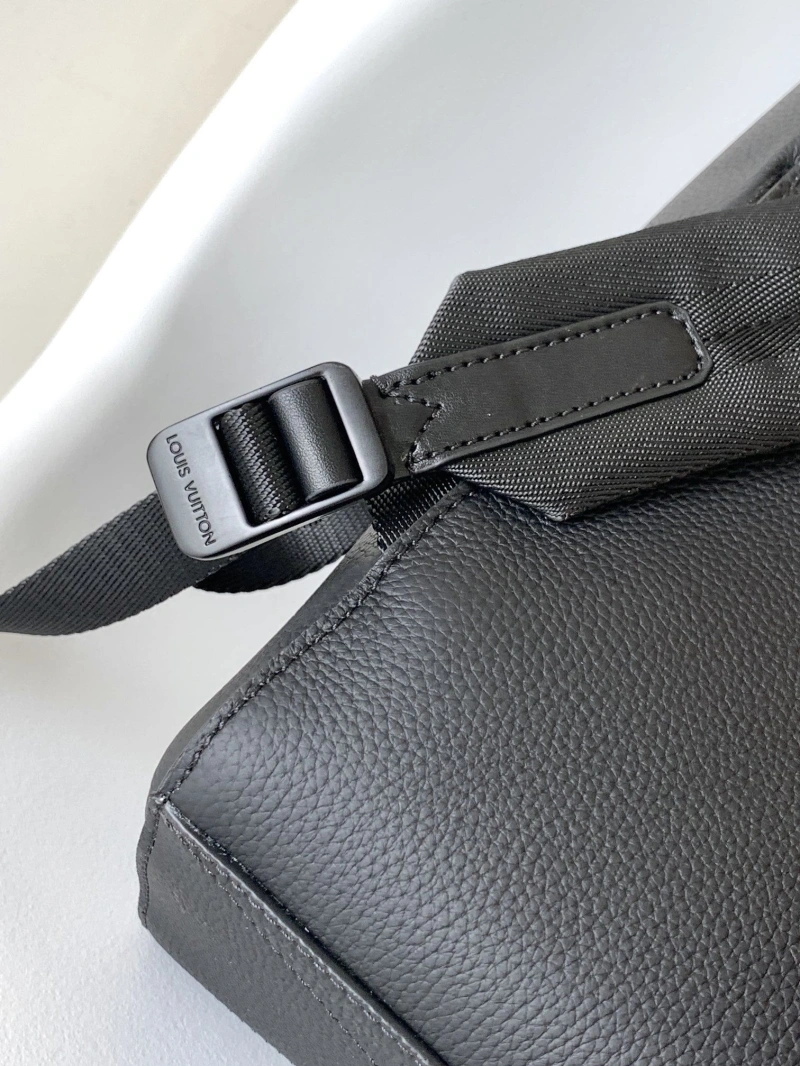 LV Backpacks 4056D-0415