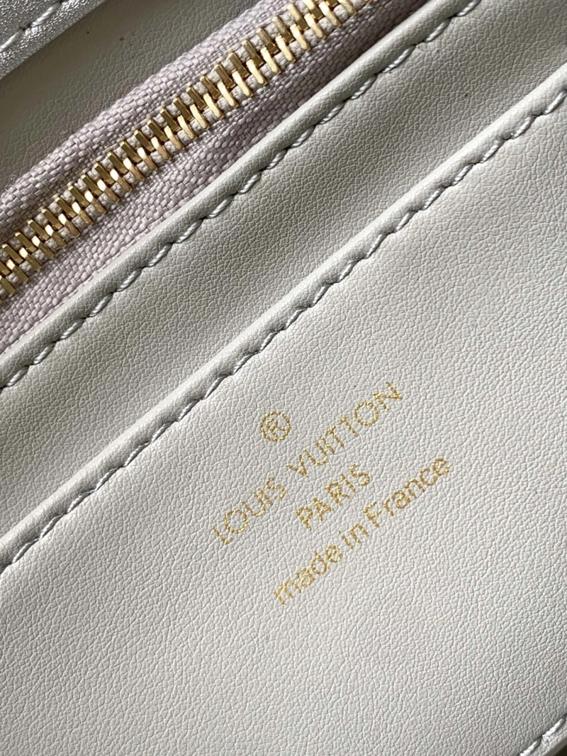 lv twist De*1m bags 4056d-0493