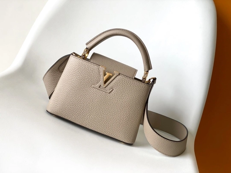 LV Capucines Bags 4056F-0023