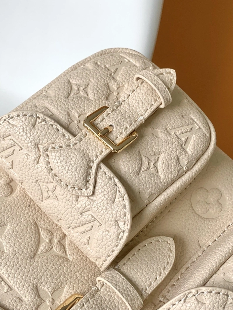 LV Backpacks 4056F-0211