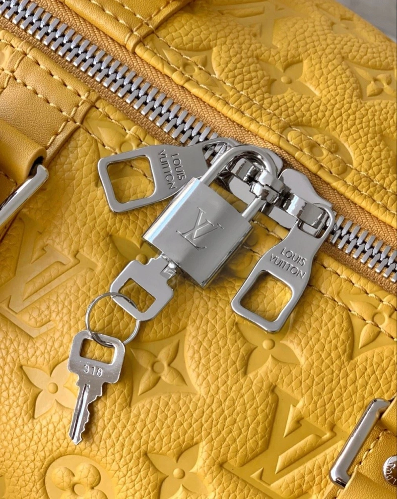 LV Travel Bags 4056F-0225