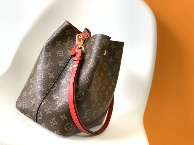 LV Bucket Bags 4056F-0470