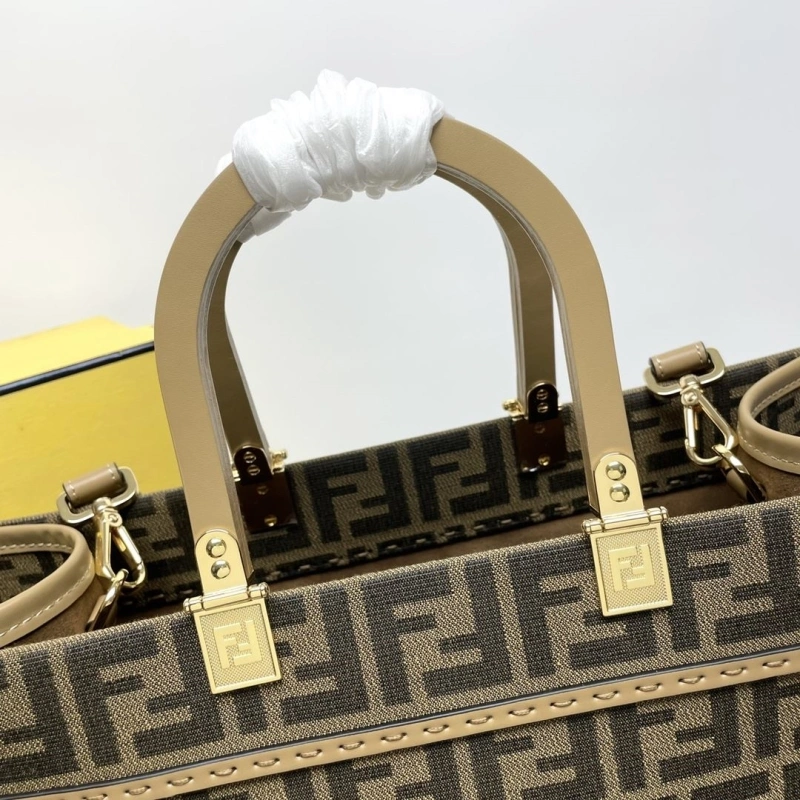 F**di shopping bags 4081-0022