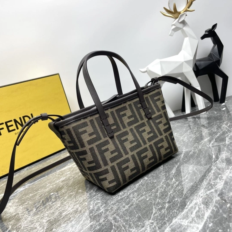 F**di shopping bags 4081-0079