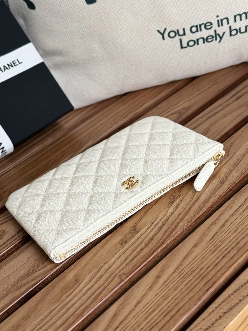 Ch**el wallets 4081-0094