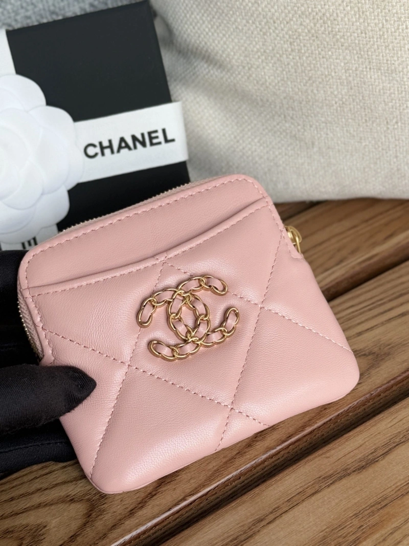 Ch**el wallets 4081-0123
