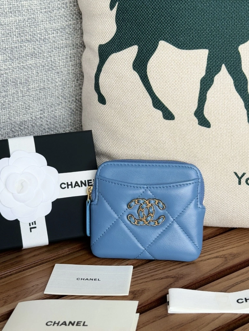 Ch**el wallets 4081-0126