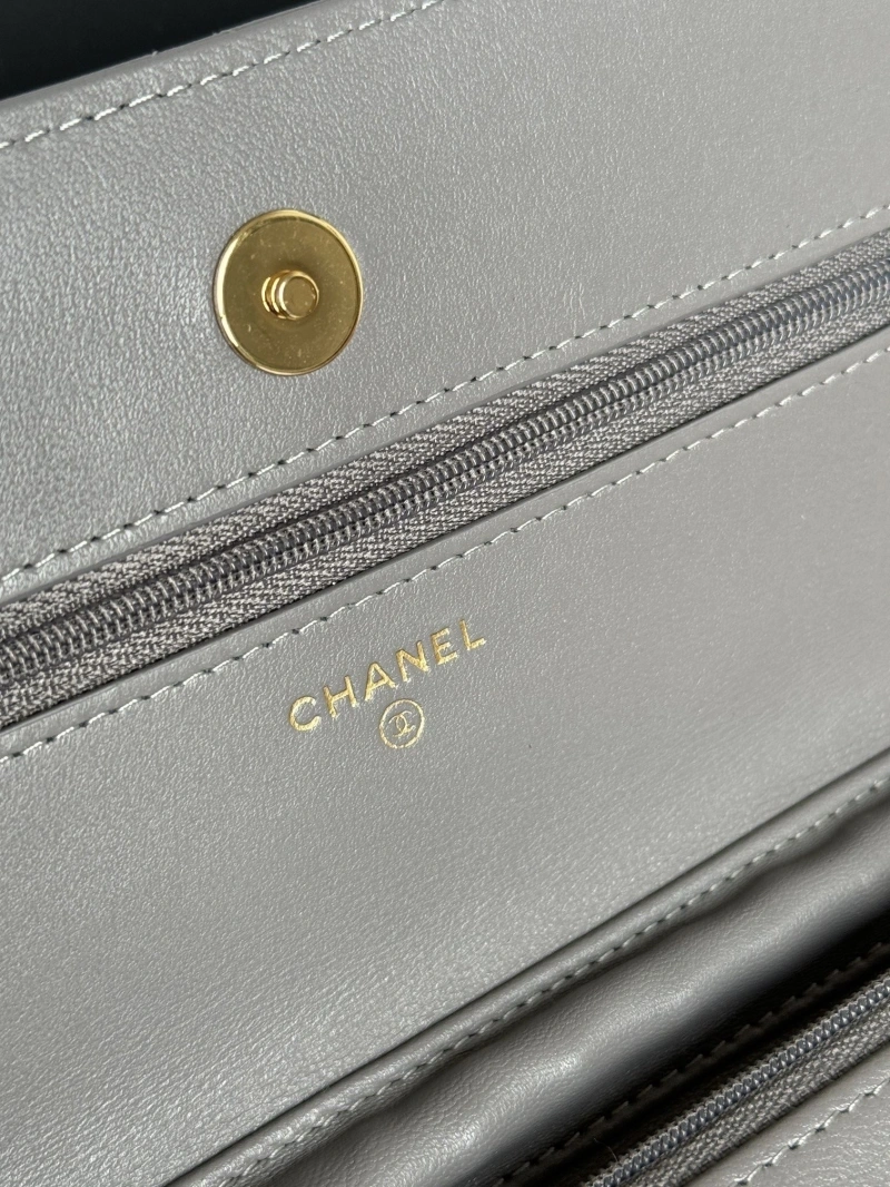 Ch**el wallets 4081-0151