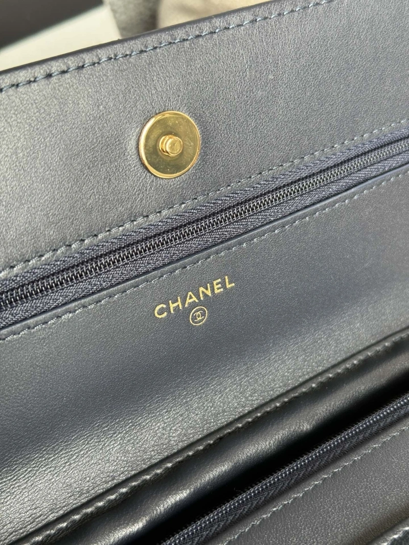 Ch**el wallets 4081-0154