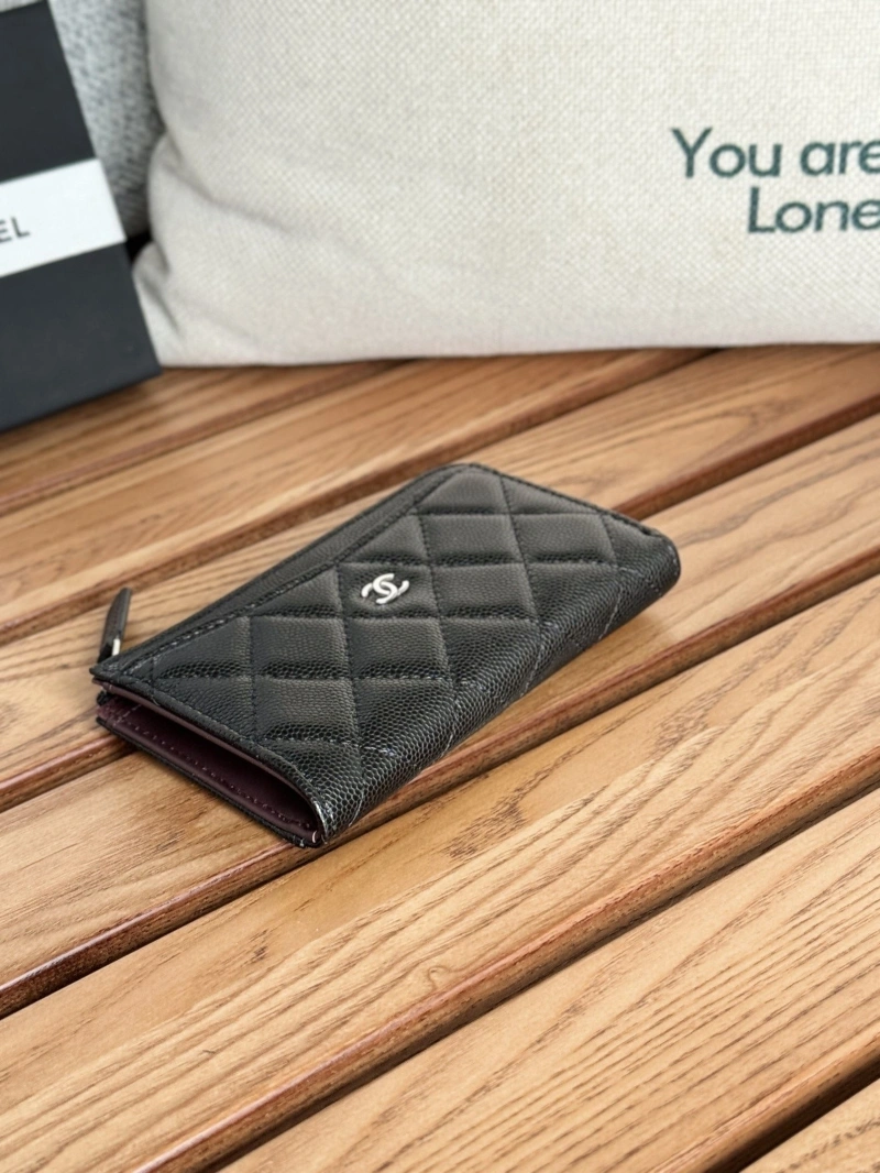 Ch**el wallets 4081-0250