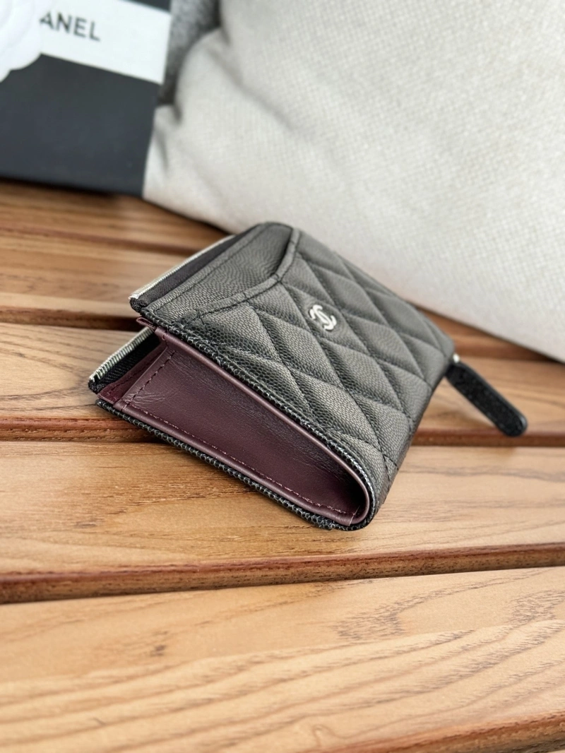 Ch**el wallets 4081-0250