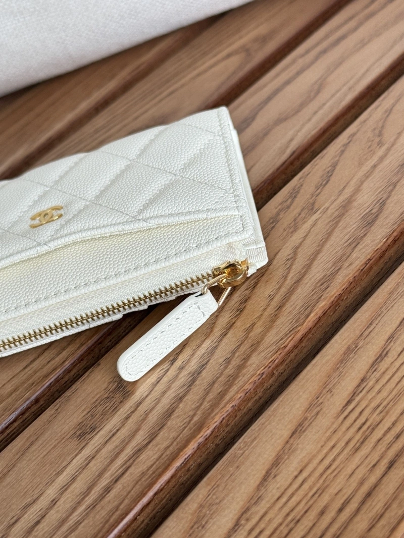Ch**el wallets 4081-0251