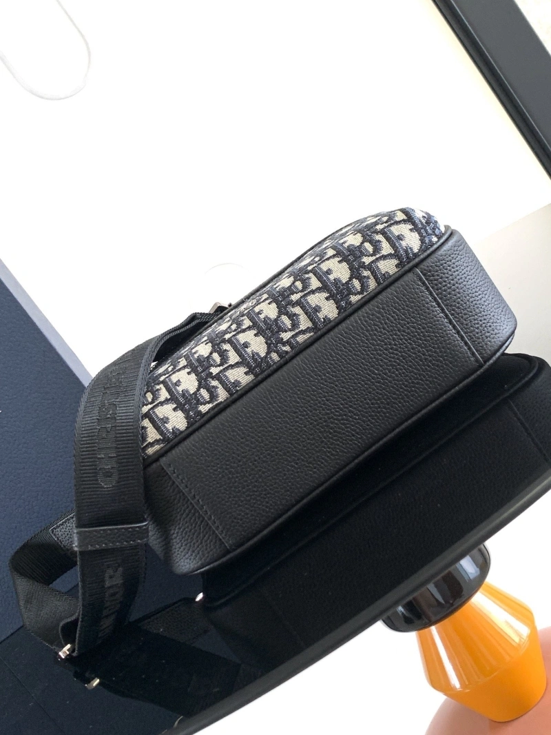 D10r satchel bags 4081-0384
