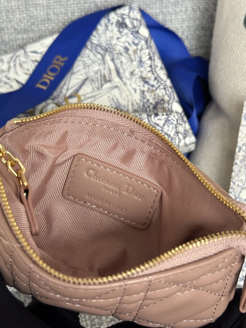 D10r wallets 4081-0619