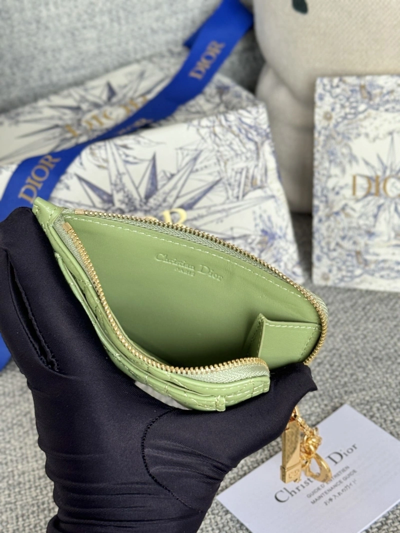 D10r wallets 4081-0623