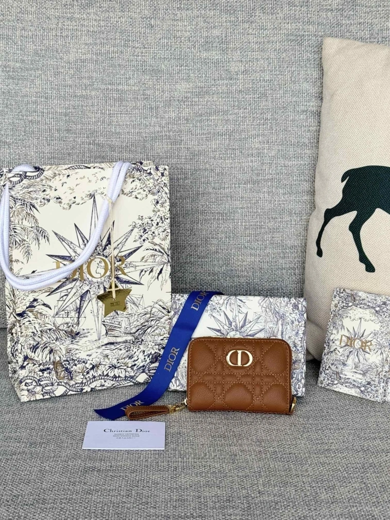 D10r wallets 4081-0647