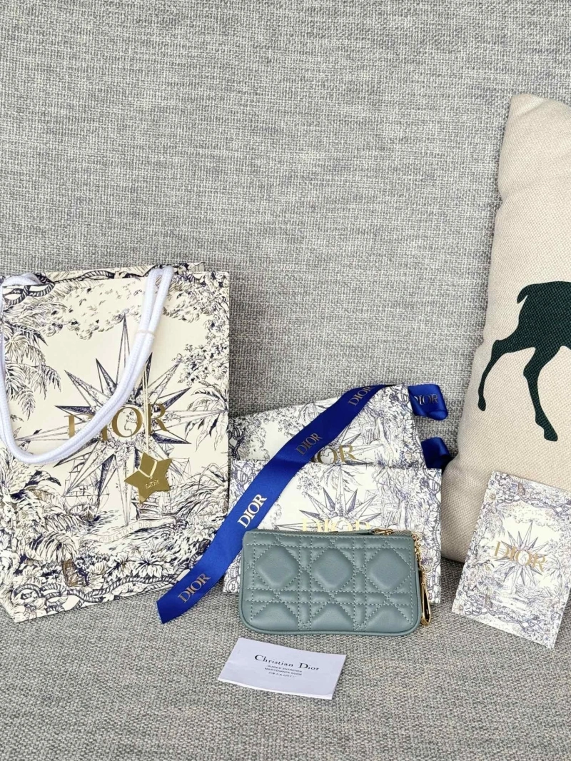 D10r wallets 4081-0658
