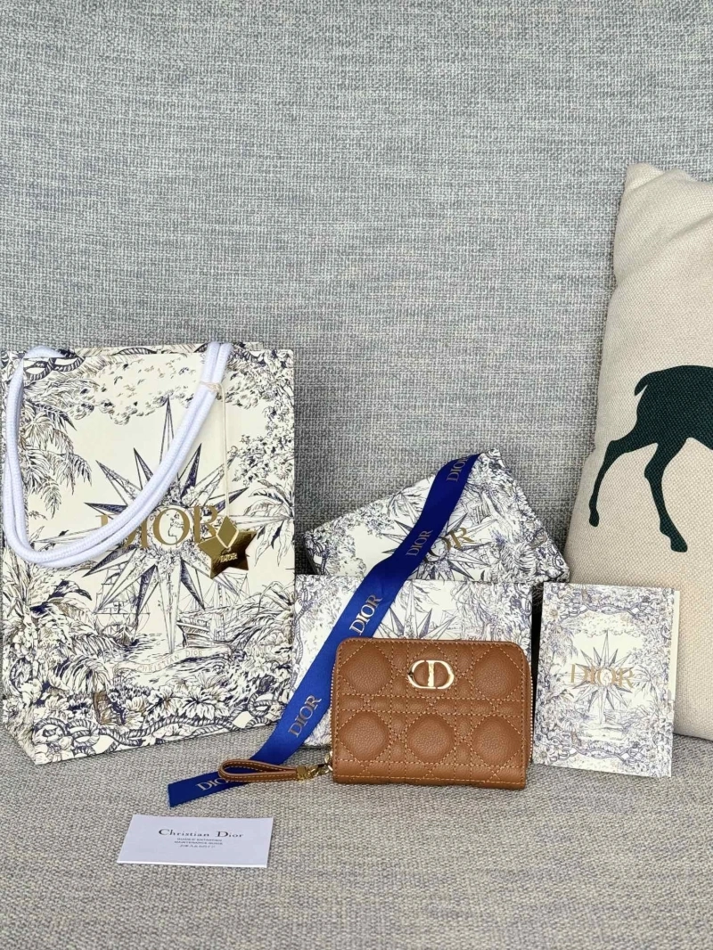 D10r wallets 4081-0672