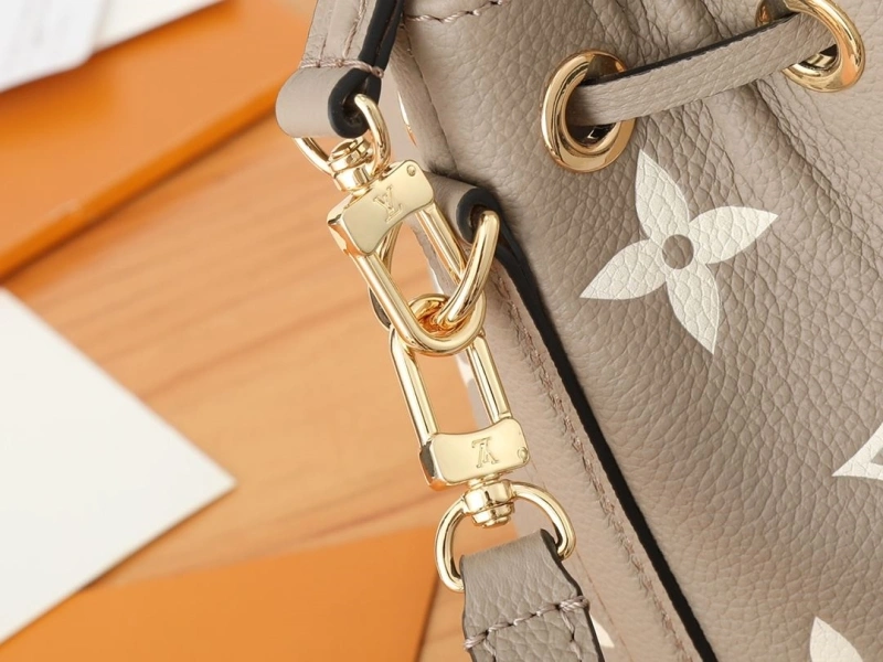 LV Bucket Bags 4081-0895