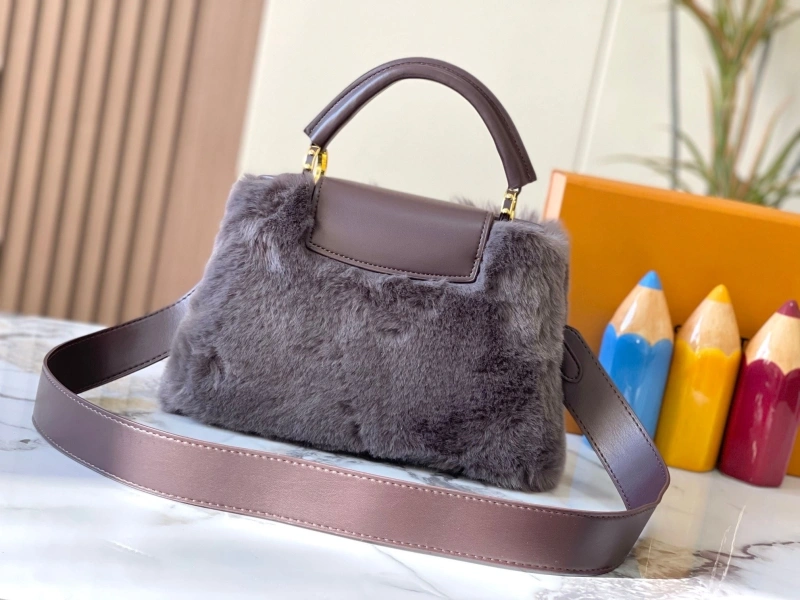 LV Capucines Bags 4081B-0461