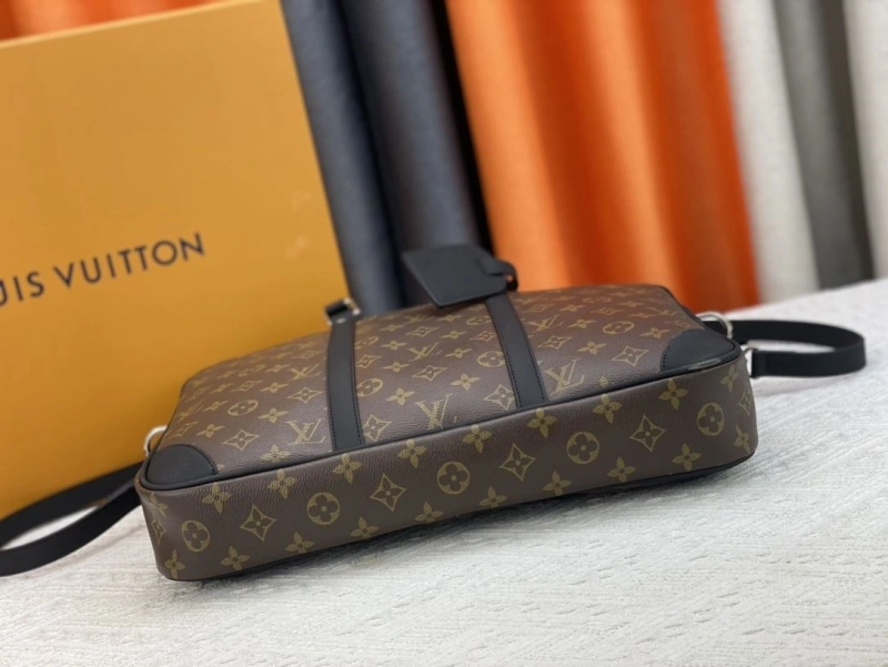 LV Mens Briefcases 4081B-0506