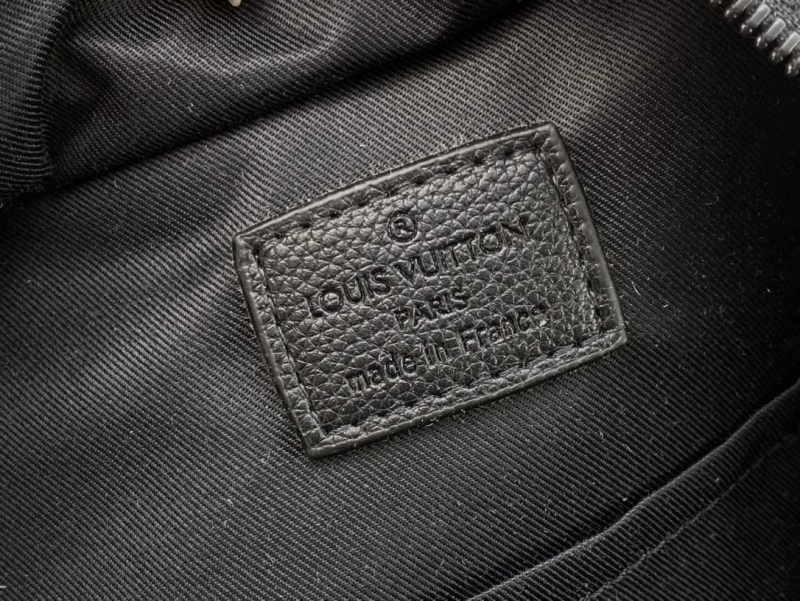 LV Backpacks 4081B-0561