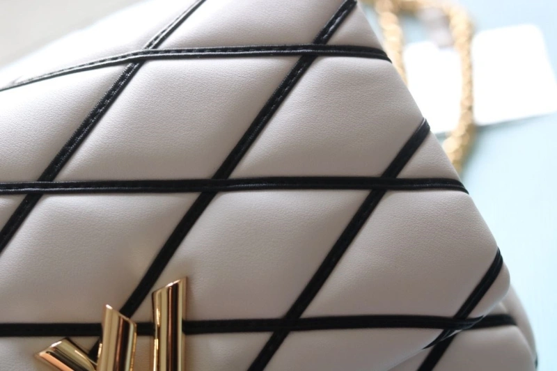 lv twist De*1m bags 4081b-1038
